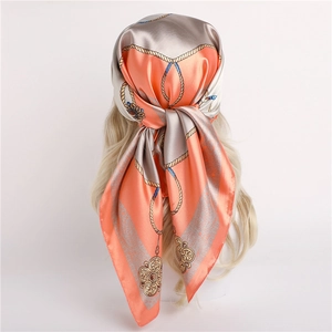 Women Square Scarf Satin Satin Feel Floral Chain Print Headscarf Vintage Retro Shawl Elegant Fashion Accessory