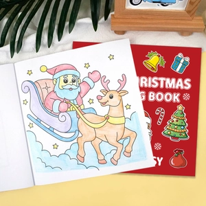 Livre de coloriage de Noël pour enfants avec 40 illustrations de dessins animés