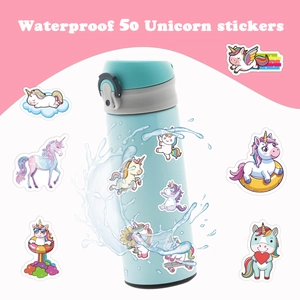 50 autocollants licorne imperméables pour enfants avec effet étanche sur une gourde