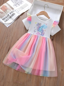 Vestito da Ragazza con Unicorno e Rete Arcobaleno in Tulle a Maniche Corte in Cotone da Principessa per Feste di Compleanno