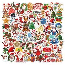 Vue détaillée d'autocollants de Noël colorés avec le Père Noël, bonhomme de neige et renne