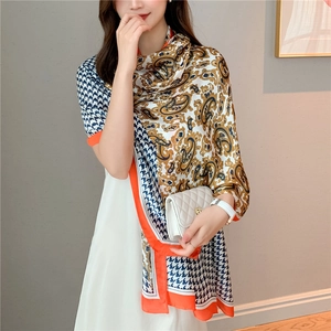 Long silk-feel scarf with paisley and houndstooth pattern in retro color-block design
