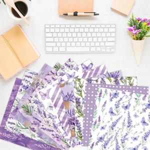 Lavendel Deko-Papierset für Scrapbooking mit Blumen- und Schmetterlingsmotiven