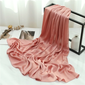 Women's Elegant Pleated Scarf Satin Crinkle Solid Color Long Shawl Lightweight Fashion Hijab For Travel Daily Wear Accessory