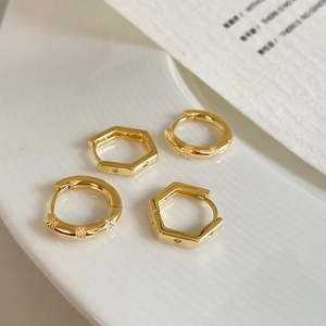 Minimalist gold-plated geometric hoop earring set with micro-inlaid zircon accents