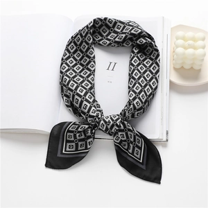 Carré Foulard En Satin Imprimé Géométrique Satin Bandana Mode Foulard Pour Femmes Tenue De Bureau