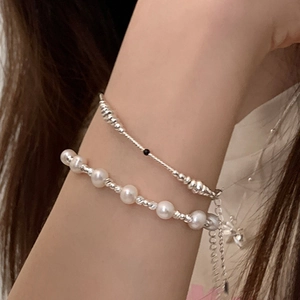 Bracelet En Perles D'eau Douce Élégant Rétro Minimaliste Cuivre Plaqué Or Argent Perles Métalliques Bijoux Pour Femmes