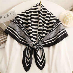 Women Satin Satin Like Square Scarf Geometric Striped Houndstooth Print Large Elegant Fashion Neck Headscarf Wrap
