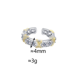 Detailed view of silver band ring with 4mm width and clear zircon stone inlay