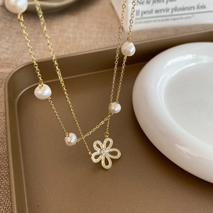 Collana Doppio Strato Rame Placcato Oro Con Perla Acqua Dolce Ciondolo Fiore Micro Zircone Gioielli Francesi Donna