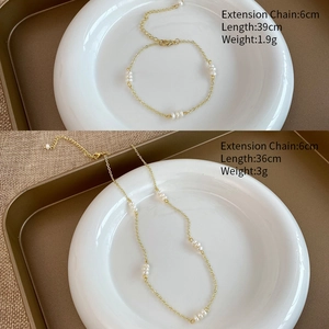 Vue détaillée du collier et du bracelet en perles dorées avec dimensions et poids
