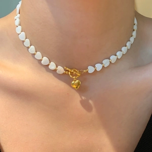 Natural Mother Of Artificial Pearl Beaded Heart Pendant Necklace Copper Gold Plated Toggle Clasp Elegant Clavicle Chain For Women