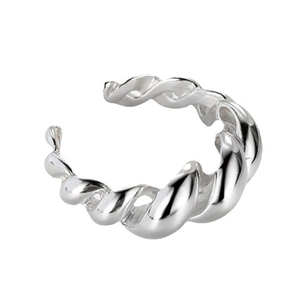 Adjustable silver twisted rope ring with textured spiral design for a minimalist style
