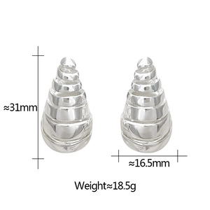 Détails de boucles d'oreilles argentées en goutte avec dimensions de 31mm sur 16,5mm