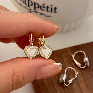 Boucles D'oreilles Dormeuses En Forme De Cœur Avec Nacre Zircon Et Tige En Argent Sterling 925 Élégantes Pour Femmes