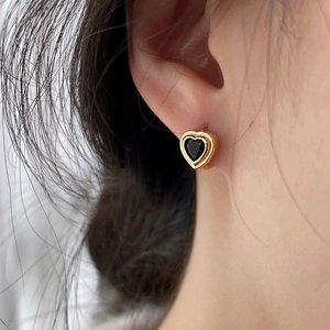 Boucles Oreilles Coeur Vintage Avec Tige En Cuivre Zircon Email Rétro Français Huggie Bijoux Accessoires Élégants Femmes