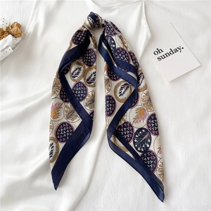 Foulard Carré En Satin Type Satin Pour Femmes Élégant Imprimé Feuilles Pois Bandana Mode Bandeau Cheveux Écharpe Décorative