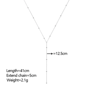 Vue détaillée du collier lariat argenté avec perles et dimensions spécifiées au texte