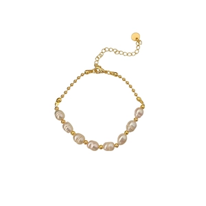Minimalist freshwater pearl and gold bead beaded bracelet with lobster clasp