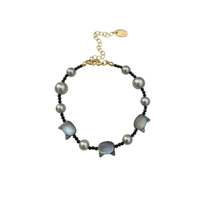Handmade gray pearl bracelet featuring black cat pendants and gold-plated clasp hardware