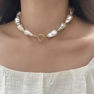 Baroque Irregular Artificial Pearl Necklace Earring With Golden OT Buckle Clasp French Retro Elegant Jewelry For Women