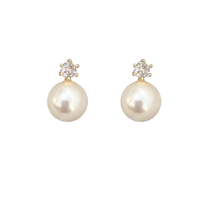 Elegant classic pearl stud earrings with zircon inlay in a gold-tone setting