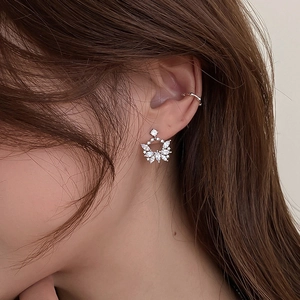 Boucles D'oreilles Puces Cluster En Forme D'éventail En Zircon Taille Marquise Avec Tige En Cuivre Bijoux Élégants Pour Femmes