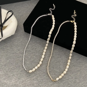Asymmetric Freshwater Pearl Rhinestone Splicing Necklace Elegant French Retro Tennis Chain Choker For Women