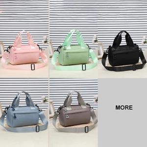 Einfache Umhängetasche Im Japanischen Stil Für Frauen Sportliche Nylon Zylindertasche Lässige Boston Handtasche
