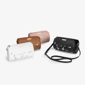 Sac Bandoulière Baril en Cuir PU à Broderie Florale pour Femmes Petit Sac à Épaule Tendance pour un Usage Quotidien