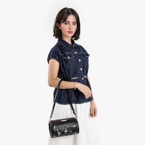 Sac cylindrique noir avec broderie florale pour femme et bandoulière élégante