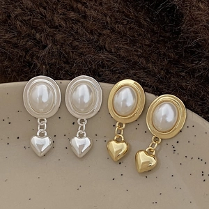 Boucles D'oreilles Pendantes Cœur Vintage Français Avec Künstliche Perle D'imitation Ovale Base En Cuivre Bijoux Pour Femmes