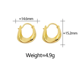 Irregular gold hoop earrings with dimensions 14.6mm by 15.2mm and 4.9g weight details
