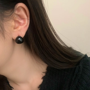 French style polished black oil drop stud earrings for women with minimalist design