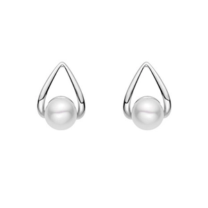 Elegant silver teardrop earrings featuring round white pearls in a minimalist design