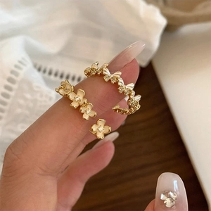 Butterfly Flower Adjustable Rings Copper White Enamel Cubic Zirconia French Vintage Elegant Fashion Jewelry For Women