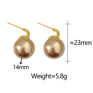 Detailed view of champagne pearl earrings with 14mm diameter and 23mm height measurement