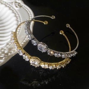 Lussuosi bracciali regolabili in oro e argento con pavé di zirconi scintillanti
