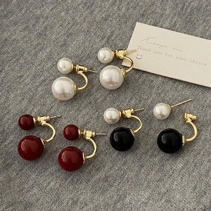 French minimalist double bead earrings in white pearl, burgundy red, and black finish