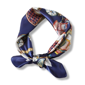 Elegant 60cm navy blue silk square scarf with classic gold carriage and chain print