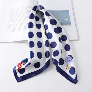 Vintage Satin Quadrattuch Damen Elegant Polka Dot Schmetterling Blumendruck Seidenähnliches Halstuch Mode Stirnband Bandana