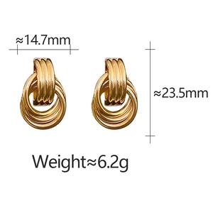 Detailed view of layered gold multi-circle earrings with size and weight dimensions