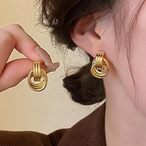 French vintage style multi-layer gold circle earrings with high-gloss metallic finish