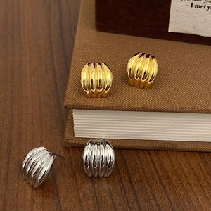 Western Style Copper Earrings For Women With 925 Sterling Silver Earring Post Gold Silver Plated Croissant Heart Rose Flower Stud Hoops Jewelry