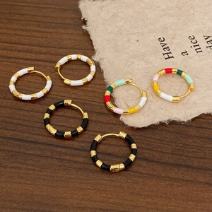 Boucles D Oreilles Créoles Rétro Françaises Cuivre Plaqué Or 18K Émail Segmenté Rayures Colorées Bijoux Géométriques Femmes