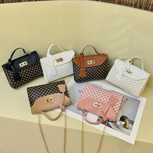 Vintage Crossbody Bag For Women Small Square PU Leather Handbag With Gold Chain Strap And Metal Lock Monogram Print Fashion