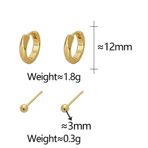 Detailed size and weight specs for gold hoop earrings and ball stud earring set