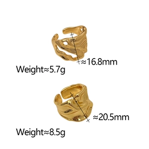 Detailed size and weight specs for gold fluid lava rings with 16.8mm and 20.5mm diameters