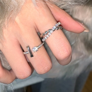 Silver-colored heart ring set with zircon stones and T-shaped opening design for women