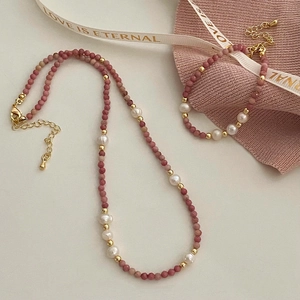 Collier Et Bracelet En Pierres Naturelles Roses Et Perles D'eau Douce Entretoises Dorées Pour Femmes Style Français